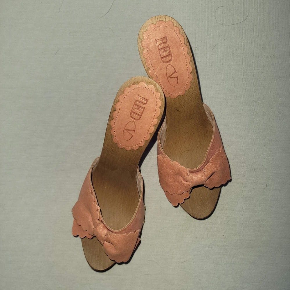 Red Valentino Pink Bow Heels - Picture 3 of 5